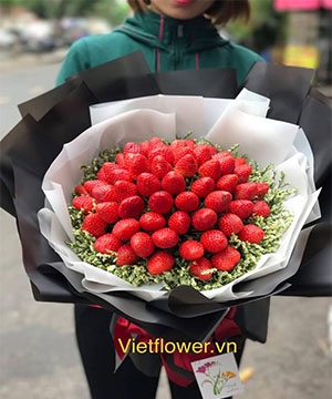 Bó hoa dâu tây V025
